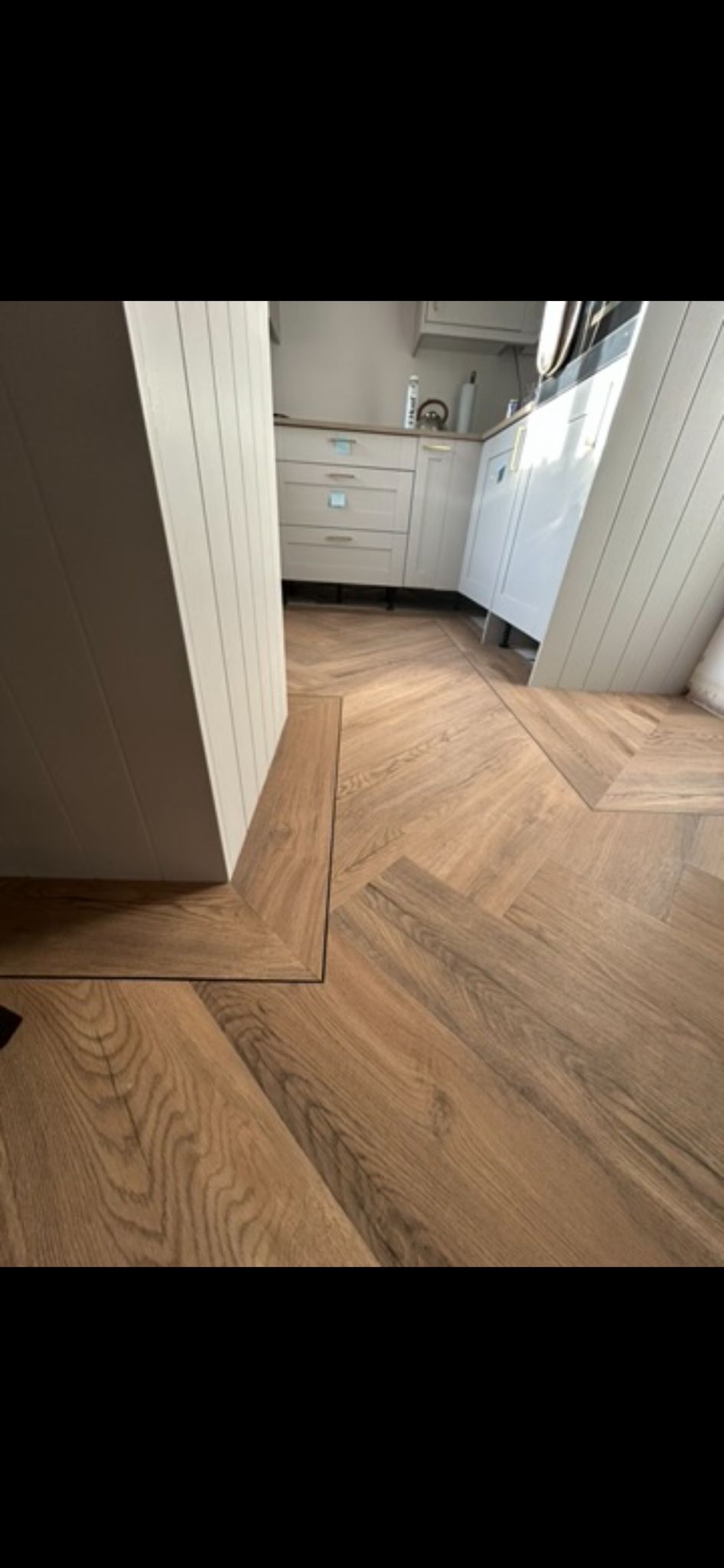 Vinyl sheet flooring installation by Compass Flooring Norfolk project 40